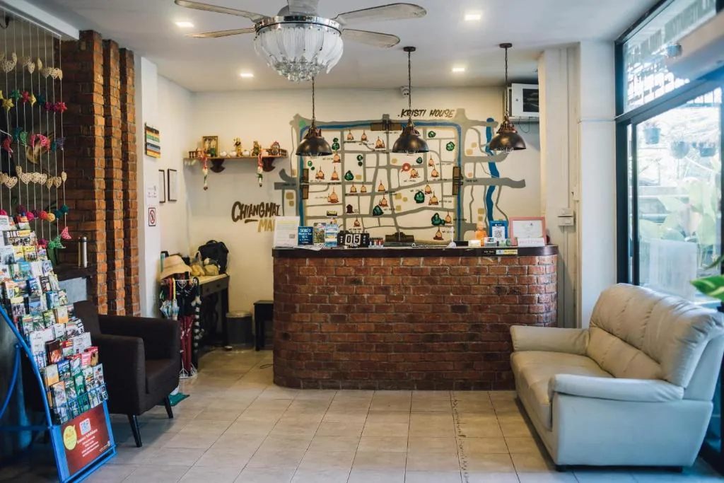 Kristi House — photo 3